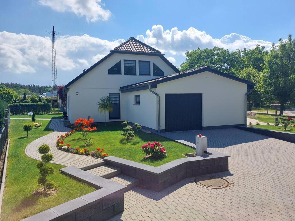 Haus Am Bodden Apartment Fuhlendorf  Екстериор снимка